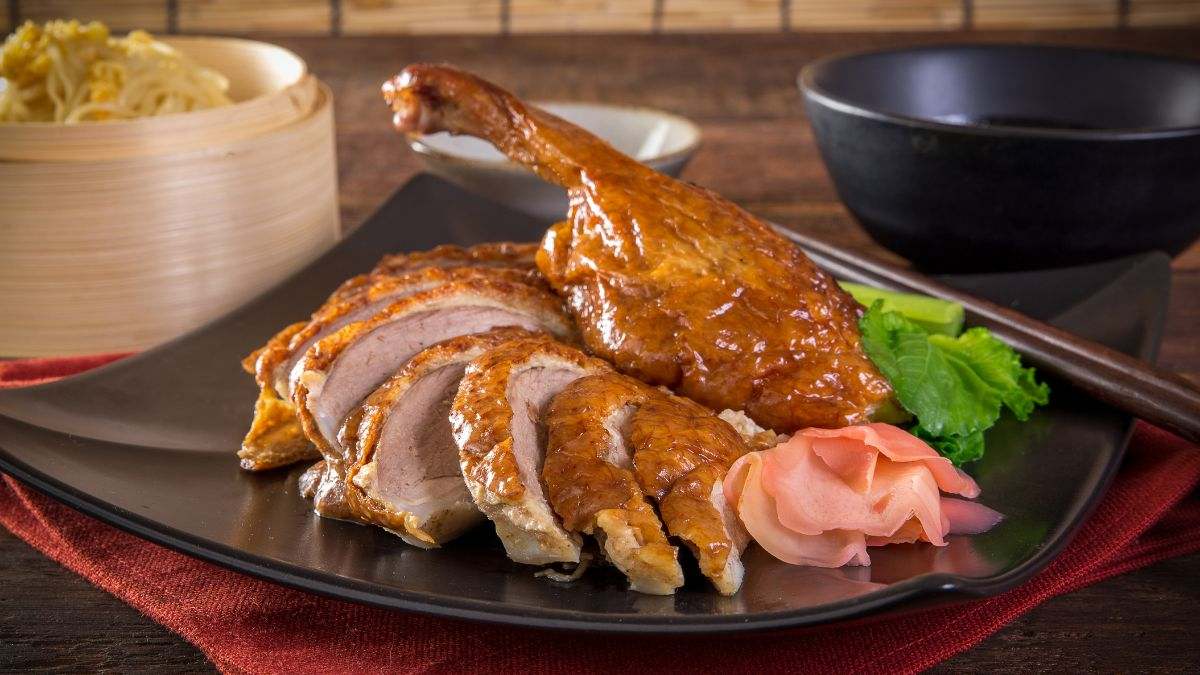 Nướng vịt hấp dẫn bằng nồi chiên không dầu - Bí quyết thực hiện cực đơn giản