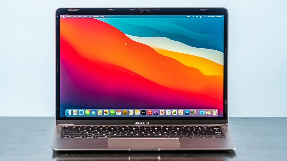 Đại chiến MacBook Air: Điểm danh ưu điểm nổi bật giữa MacBook Air 15 inch và MacBook Air 13 inch M1