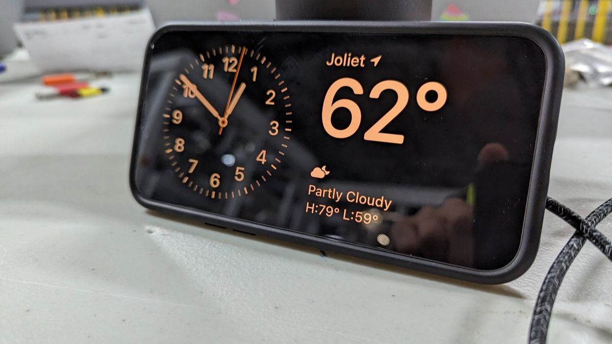 Cẩm nang tùy chỉnh màn hình khóa thông minh iOS 17: Bí kíp vượt trội!