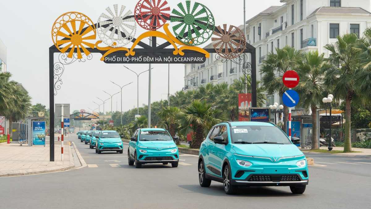 Tổng đài taxi VinFast - Dịch vụ đặt lịch và hỗ trợ khách hàng 24/7 siêu tiện lợi và chất lượng