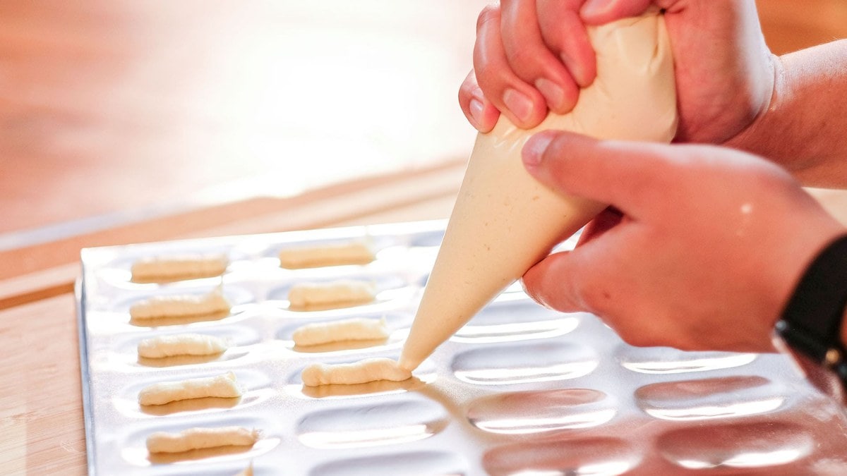 Cách làm bánh quy bằng nồi chiên không dầu siêu dễ