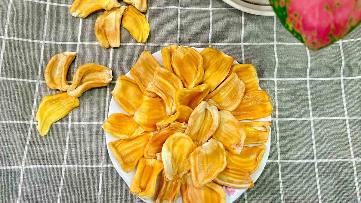 Cách làm mít sấy ngon và hấp dẫn bằng nồi chiên không dầu