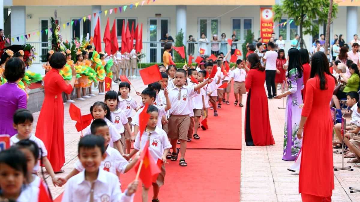 Ngày khai giảng năm học mới: Bí mật đằng sau lễ khai mạc giáo dục!