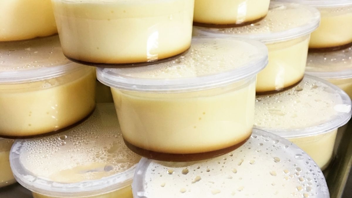 Cách làm bánh flan siêu mượt và thơm ngon bất ngờ bằng nồi chiên không dầu