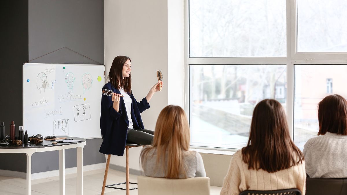 Ngành Tâm lý học: Nghề hot, mức lương hấp dẫn và cơ hội việc làm khi ra trường