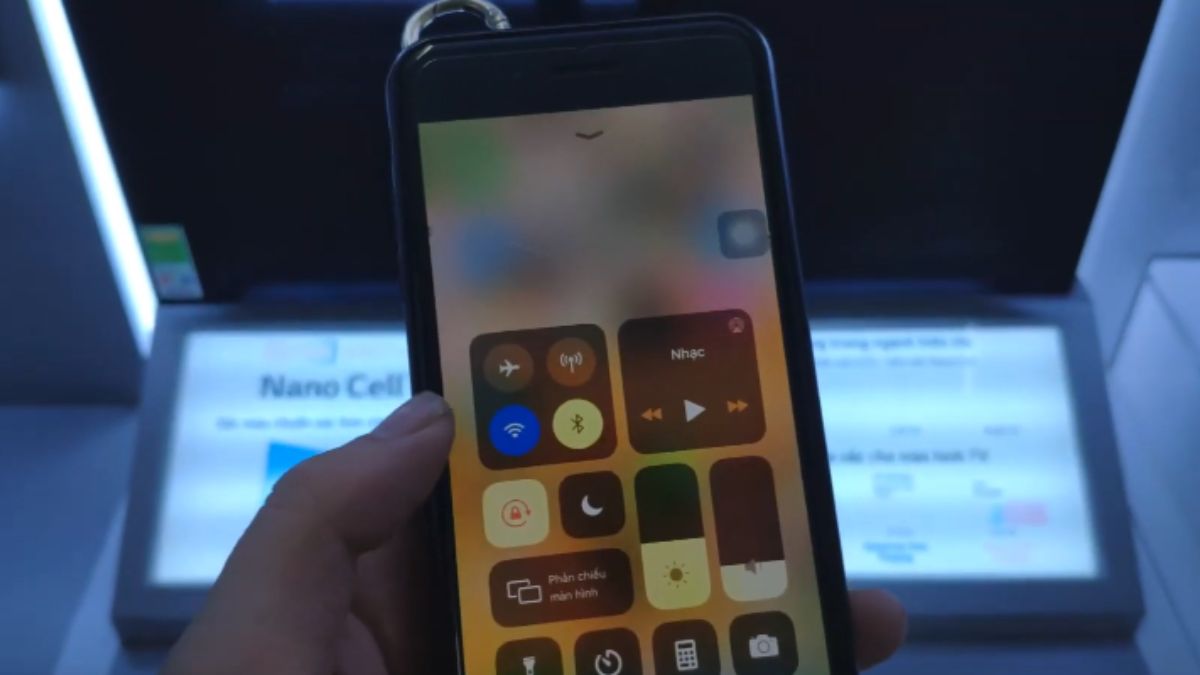 Cách phản chiếu màn hình iPhone lên Tivi LG một cách dễ dàng hơn