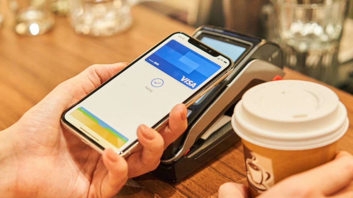 Apple Pay cho phép sử dụng trên các thiết bị nào?