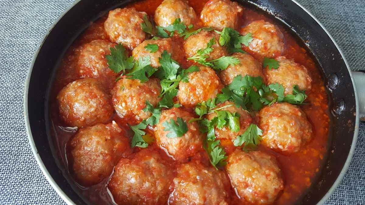 Món xíu mại sốt cà chua cho bé 4-6 tuổi