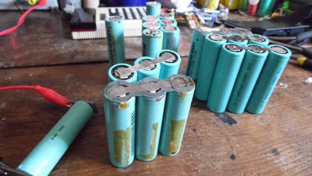 Cell pin laptop là gì?