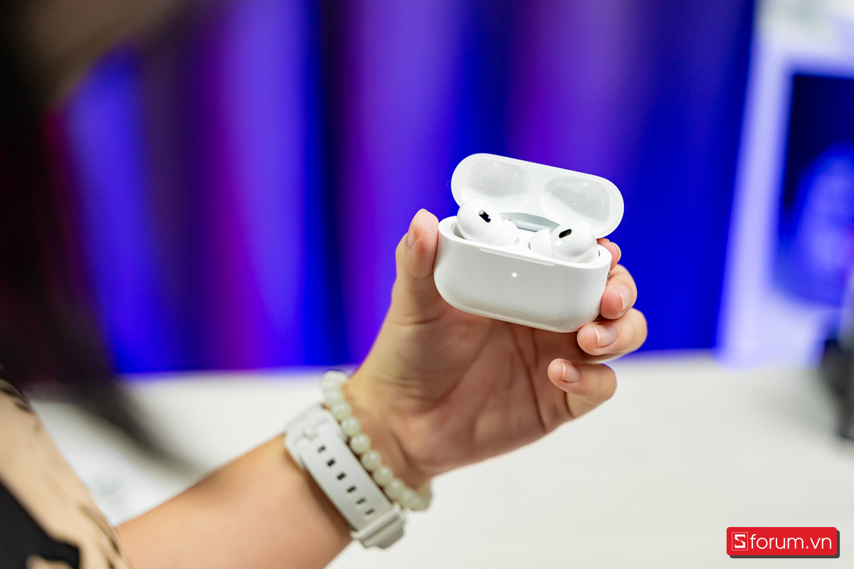 AirPods Pro 2 USB-C có chất lượng ấn tượng