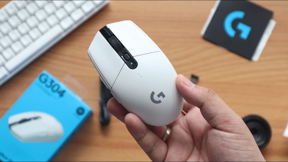 Review chuột máy tính Logitech G304 Lightspeed 