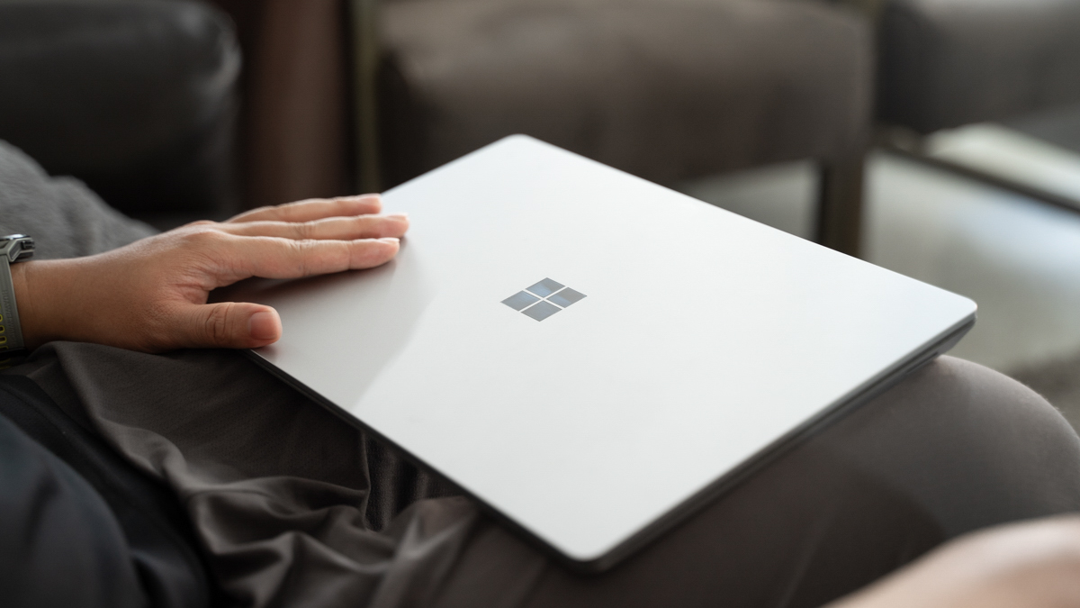Đánh giá Microsoft Surface Laptop 4 sau 1 năm: Ngon có đẹp có, nhưng sao ít người dùng?
