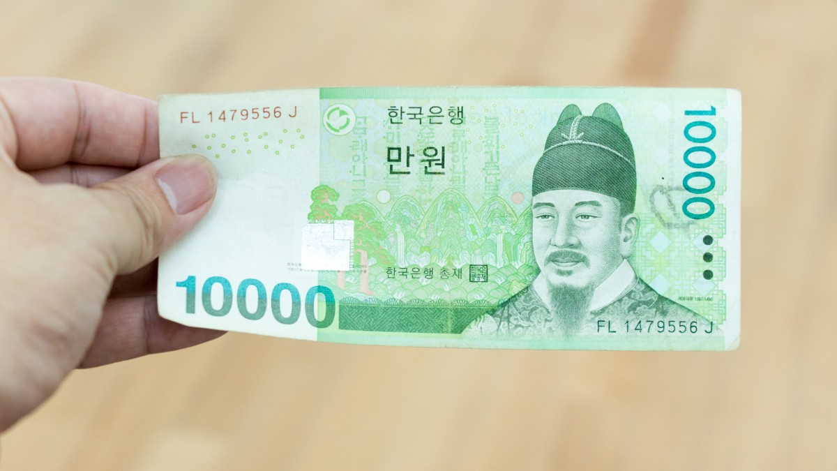 10000 Won bằng bao nhiêu tiền Việt? Cách đổi tiền an toàn 10000 Won bằng bao nhiêu tiền Việt? Cách đổi tiền an toàn