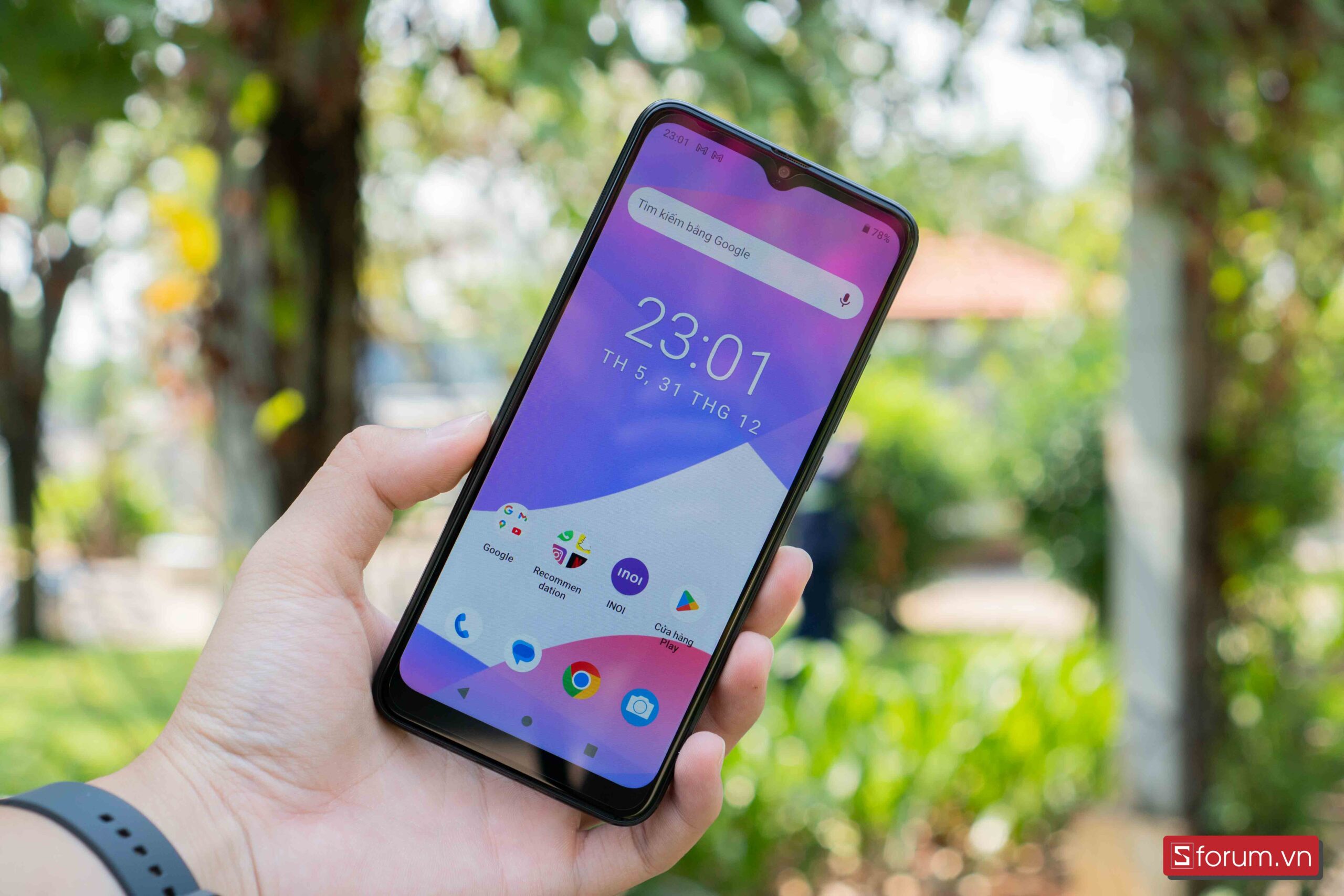 Trên tay INOI A83: Smartphone có mặt lưng và pin tháo rời, hiệu năng ...